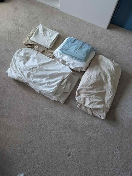 Photo of free Bed sheets and pillow covers (SE10) #2