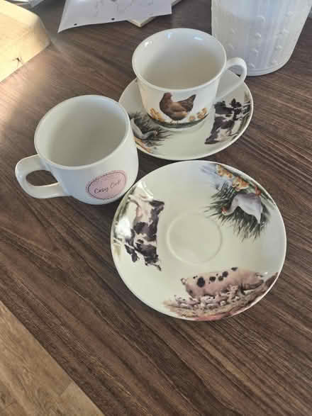 Photo of free Cups and saucers (Ford end CM3) #2
