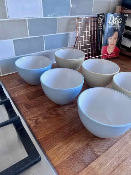 Photo of free 6 Smart, Matching Bowls - Good Condition (Langney BN23) #3