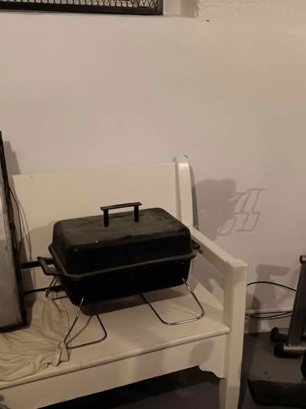 Photo of free Char-broil table top gas grill (Beacon Hill) #1