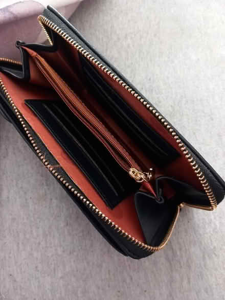Photo of free Black purse (Tilehurst RG30) #2