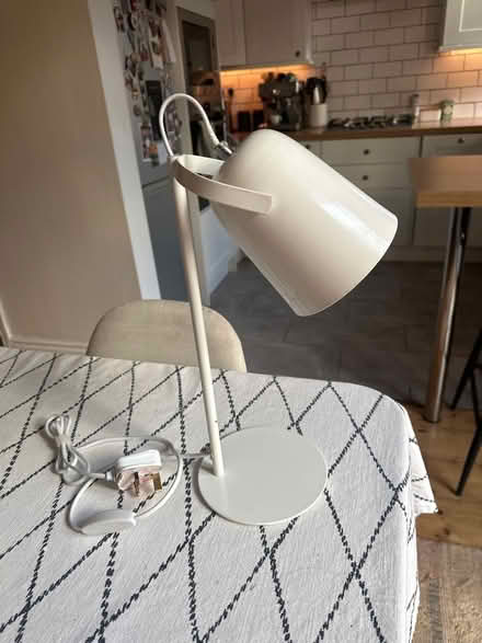Photo of free White table lamp (Aigburth, Liverpool, L17) #3
