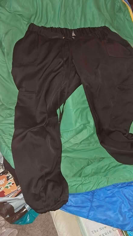 Photo of free Small bag of ladies clothes (Holloway road N4) #3