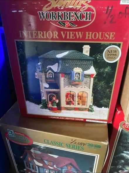 Photo of free “Xmas Dickens” ceramic houses etc (Near Michael’s on Homestead) #4
