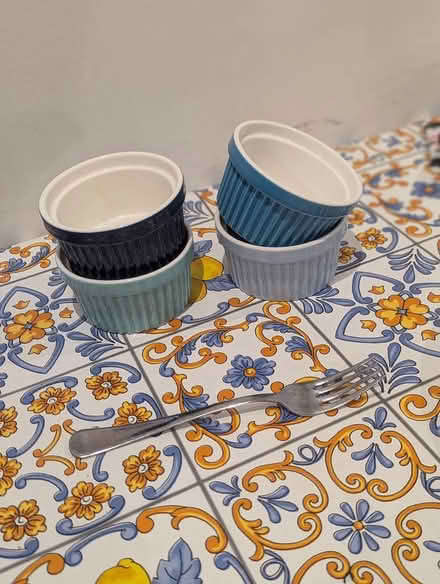 Photo of free Assorted plates, vase and jar (SE16) #2