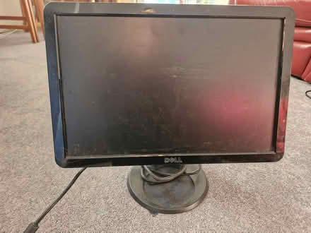 Photo of free Old dell monitor screen (Hughenden Valley HP14) #1