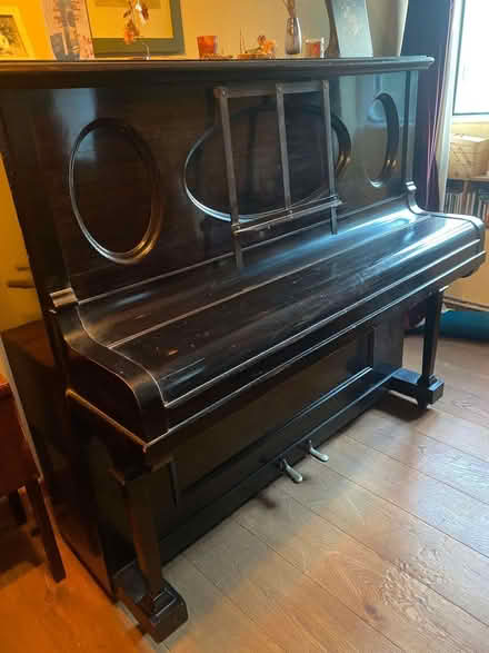 Photo of free Piano (Stroud GL5) #1
