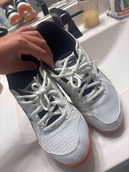 Photo of free Volleyball Shoes (Somerst) #2