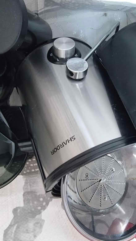 Photo of free New Year Resolution Juicer (Tring HP23) #1