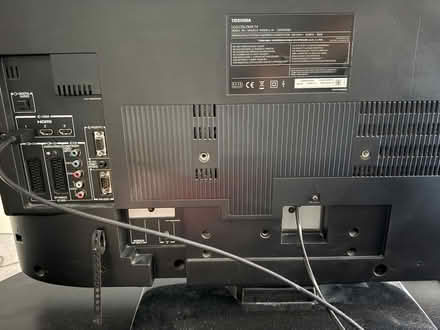 Photo of free 32 inch Toshiba TV (Bermondsey SE16) #2