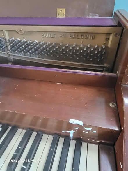 Photo of free Family piano (Esperance Edmonds) #2