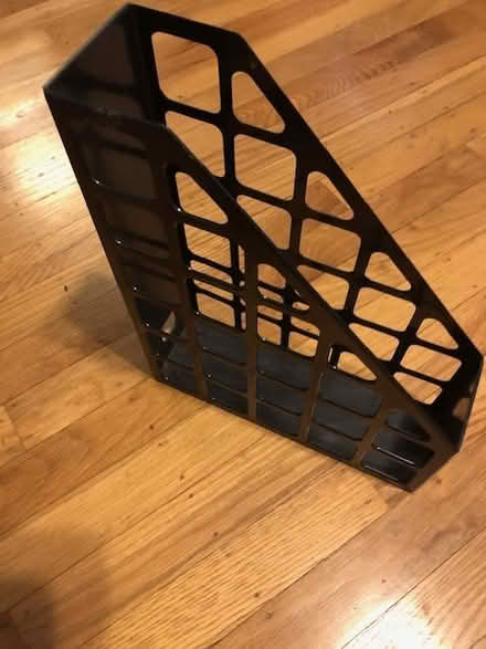 Photo of free magazine holders (NE Portland, Oregon) #1