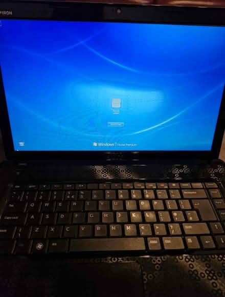 Photo of free Old dell laptop windows 7 (Hughenden Valley HP14) #3