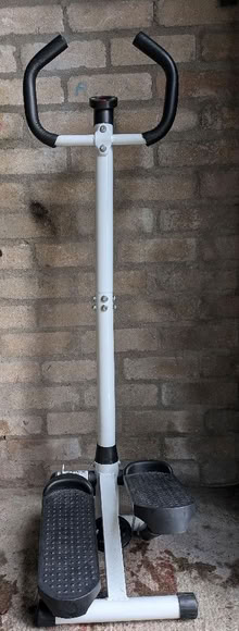 Photo of free fitness stepper (Menai Bridge LL59) #2