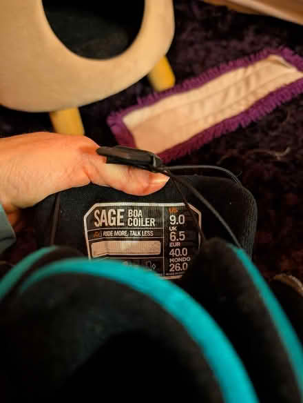 Photo of free Snowboard boots and bindings (14th and east Capitol) #1