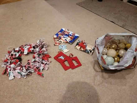 Photo of free Christmas decorations (Lloyd Park) #3