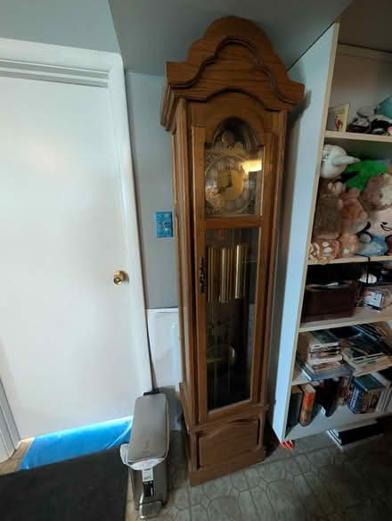 Photo of free Grandfather clock (Seminary Valley) #4