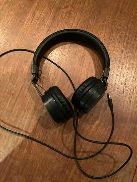 Photo of free Children’s gorsun headphones black (Greenwich/Blackheath SE10) #2