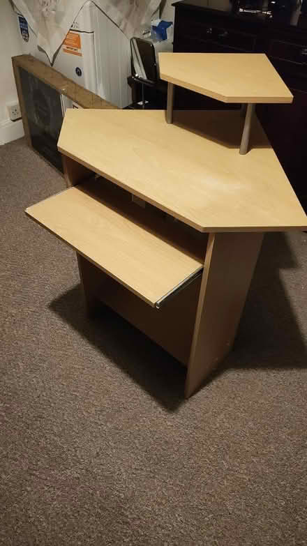 Photo of free Small computer desk (Nr7) #2
