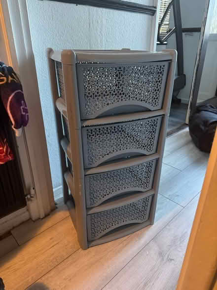 Photo of free Storage (Redhill) #3