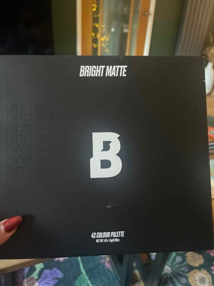 Photo of free Bright Matte Eye shadow colour palette (Wokingham RG40) #1