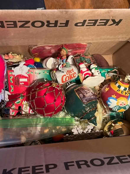 Photo of free Assorted Christmas ornaments (Elmhurst,Il.) #1