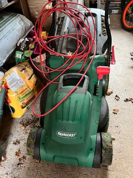 Photo of free Qualcast electric lawnmower (Flitwick MK45) #1