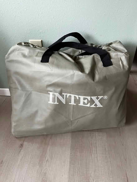 Photo of free Air mattress (Mill Pond Neighborhood) #1