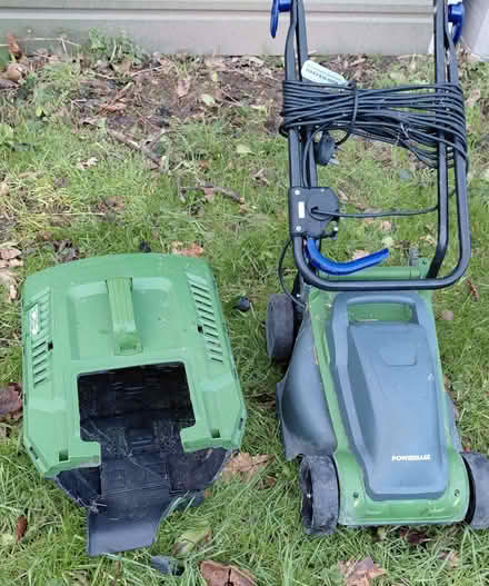 Photo of free powerbase electric corded mower (THAT HAS STOPPED WORKING) (Meal Bank LA8) #1