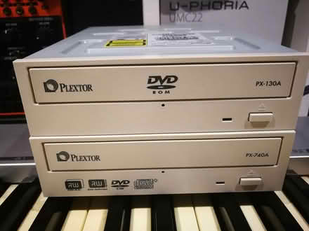 Photo of free IDE DVD Writer & ROM Drives (Hereford HR1) #2
