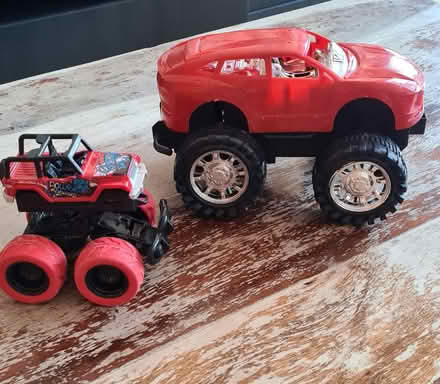 Photo of free Toy cars (SE17) #1