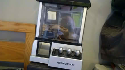 Photo of free toy arcade grabber with coins (Highbridge TA9) #1