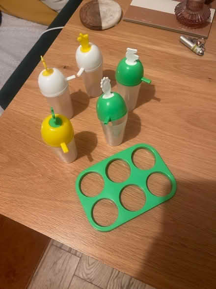 Photo of free Ice lolly making set (SW17 8JA) #1
