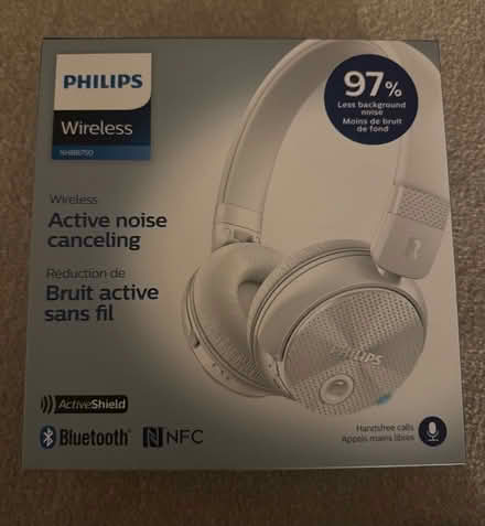 Photo of free Phillips wireless headphones (Greaves LA1) #1