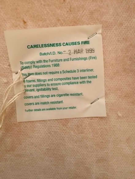 Photo of free Dining Table & Six Chairs (ch46 6jh) #2