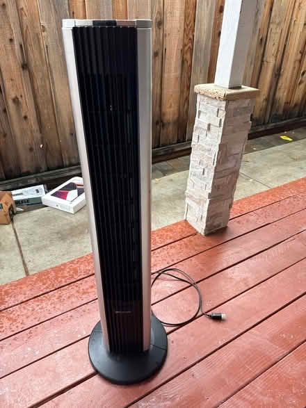 Photo of free Fan (840 Tamarack lane, Sunnyvale) #1