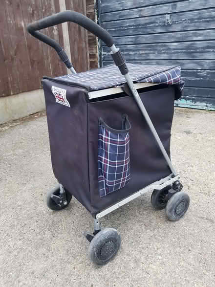 Photo of free Shopping Trolley (Carleton FY6) #1