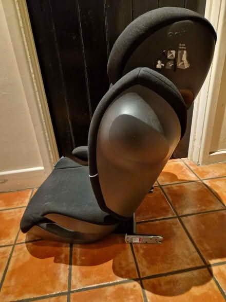 Photo of free Child's car seat (Cybex Solution M-fix SL for 15-36kg) (Lichfield WS13) #2