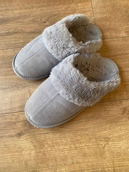 Photo of free Slippers (7) (Cheshunt EN7) #1