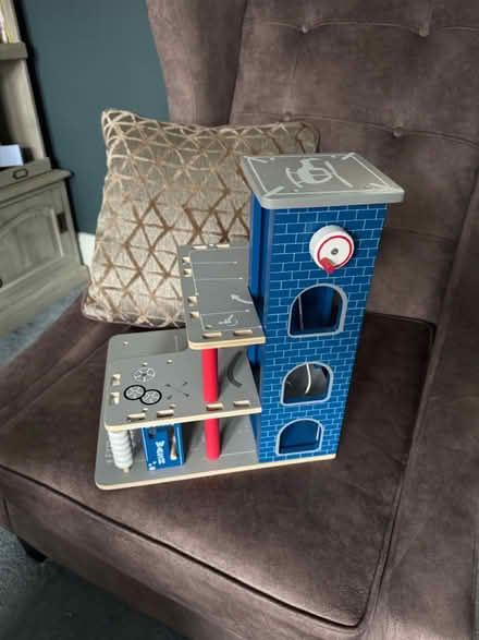 Photo of free Kids Wooden Toys & Toy Box (Woodside SE25) #2