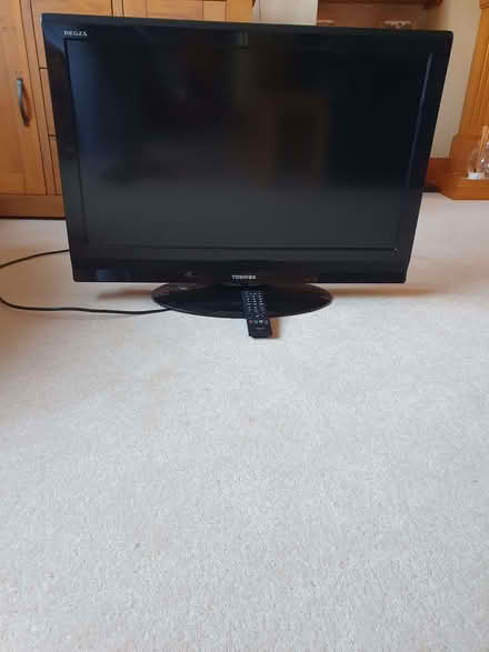 Photo of free Toshiba 32inc tv (Malvern WR14) #1