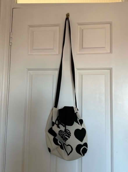 Photo of free Black heart handbag (Kenilworth CV8) #1