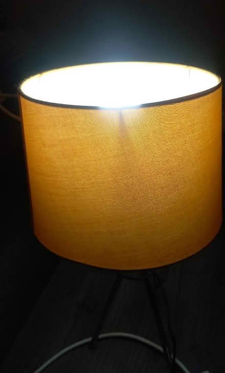 Photo of free Yellow lamp with silver metal tripod legs. In working order, but one socket prong slightly bent so needs to be pushed into electric socket for connection (Tilehurst RG30) #2