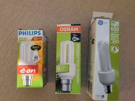 Photo of free 3 unused energy saving bulbs (Amersham HP6) #1