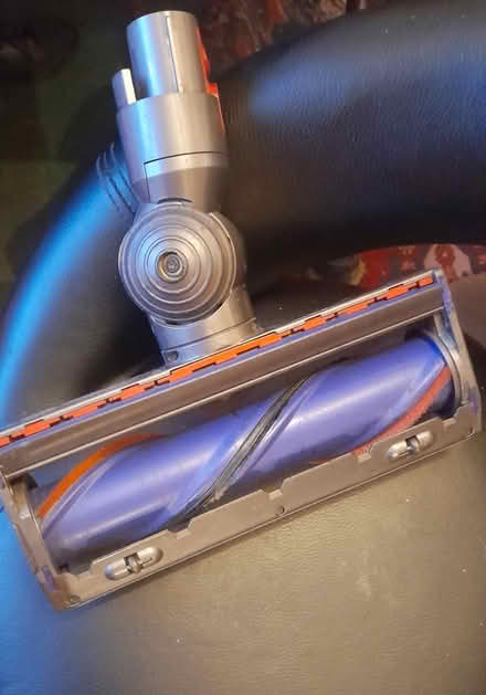 Photo of Dyson V8 head (Kingswinford DY6) #1