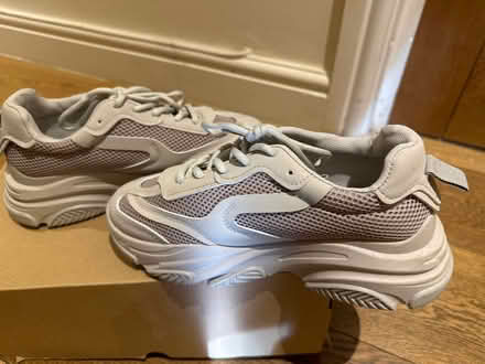 Photo of free Women’s shoes (Brentford TW8) #1