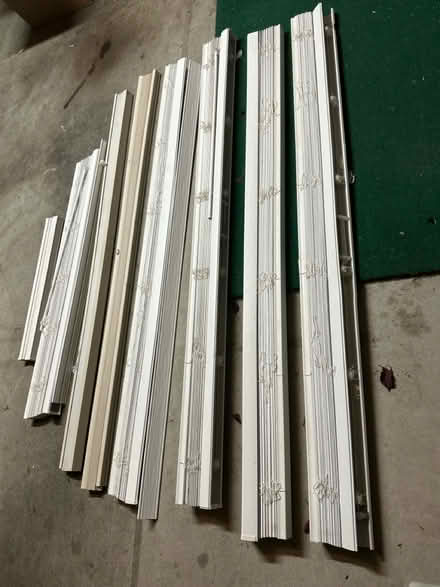 Photo of free 5 white blinds and 3 beige shades (Cupertino) #2