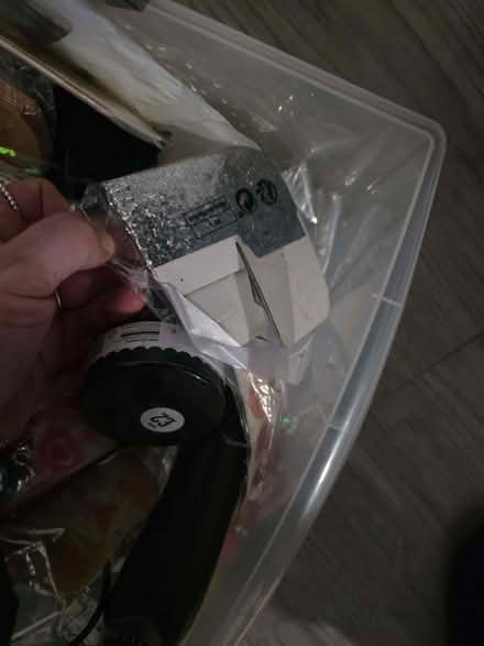 Photo of free Large bundle (Cavendish DE23) #4