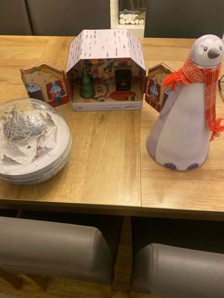 Photo of free Xmas Tins (CH62) #1