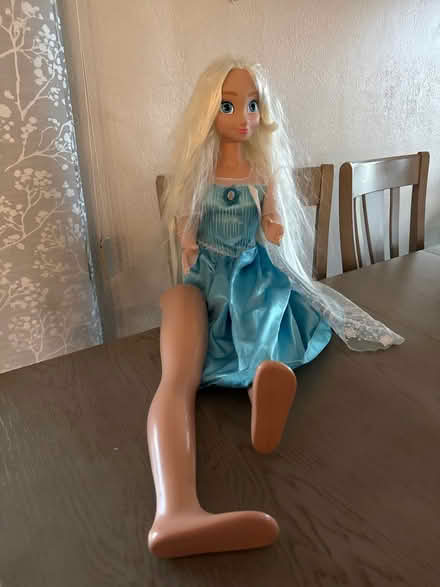 Photo of free Elsa Frozen Doll (840 Tamarack lane, Sunnyvale) #1